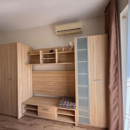 Solmar Sea View Apartment, Sunrise Apartman *